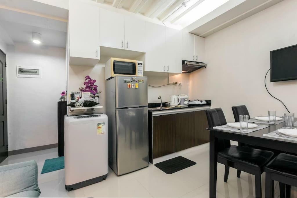 Jen'S Paranaque City Apartment Manila Eksteriør billede